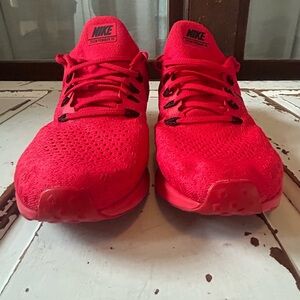 Nike Air Zoom Pegasus 35 University Red and Black Swoosh AV7897-600 Size 10